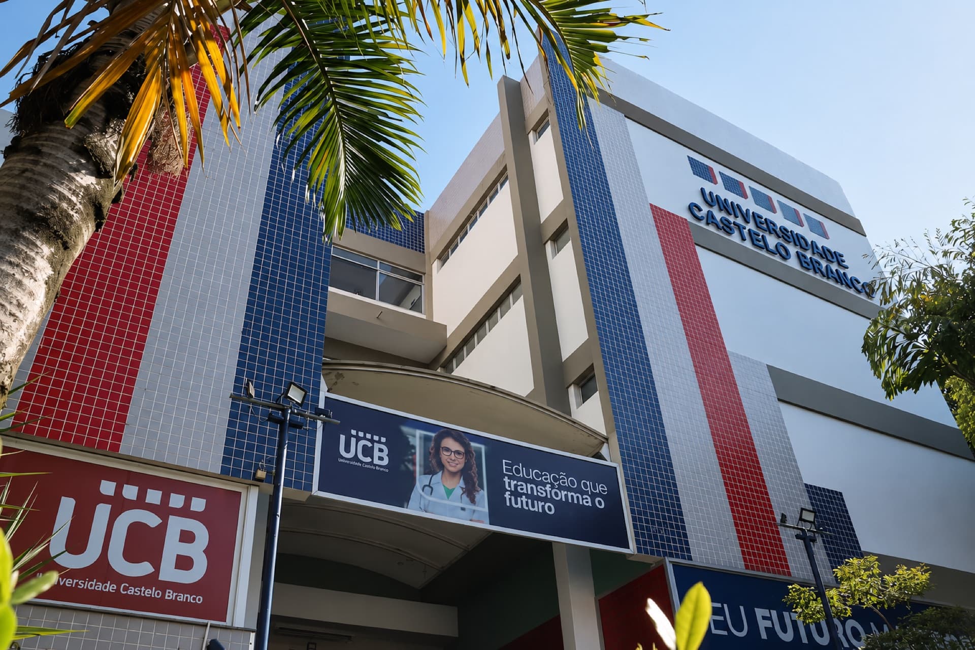 Fachada do Campus Realengo